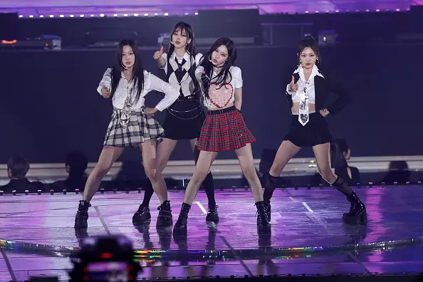 aespa performing at the "12th Circle Music Chart Awards" ahead of the release of "My World."