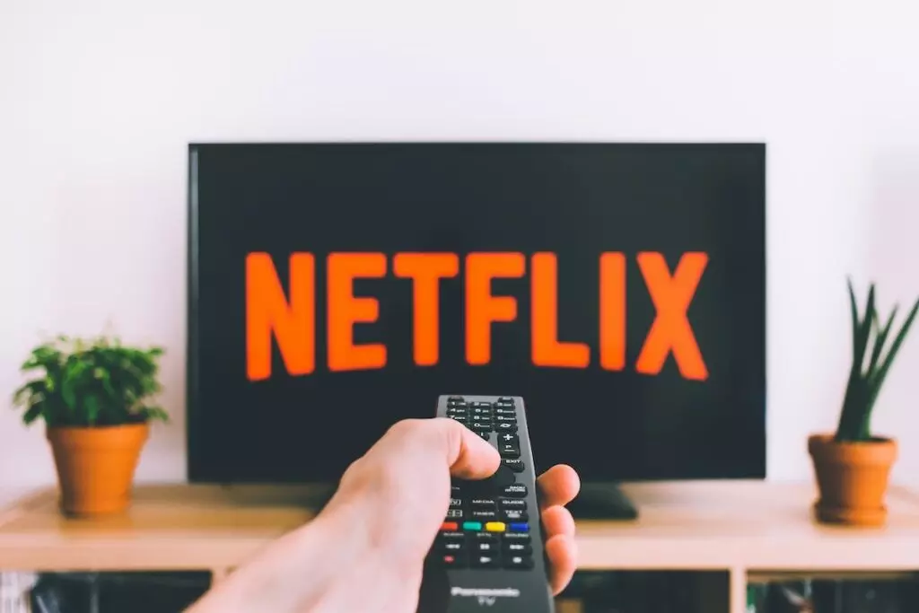 5 Memorable Shows/Movies Coming to Netflix in March 2024